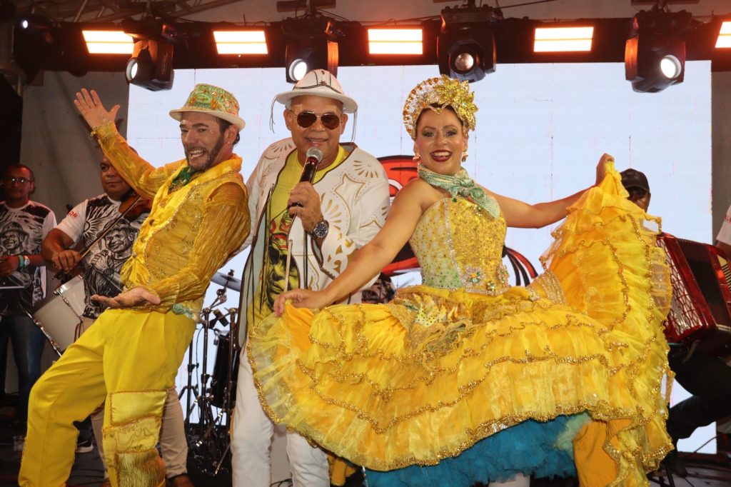 palco gerson filho atrai p blico em mais uma noite do forr c 20260623
