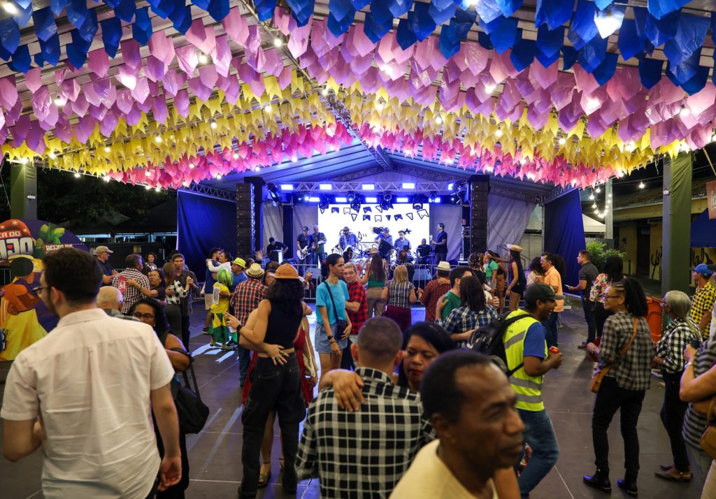 palco gerson filho encanta e valoriza o forr sergipano no fo 20260625