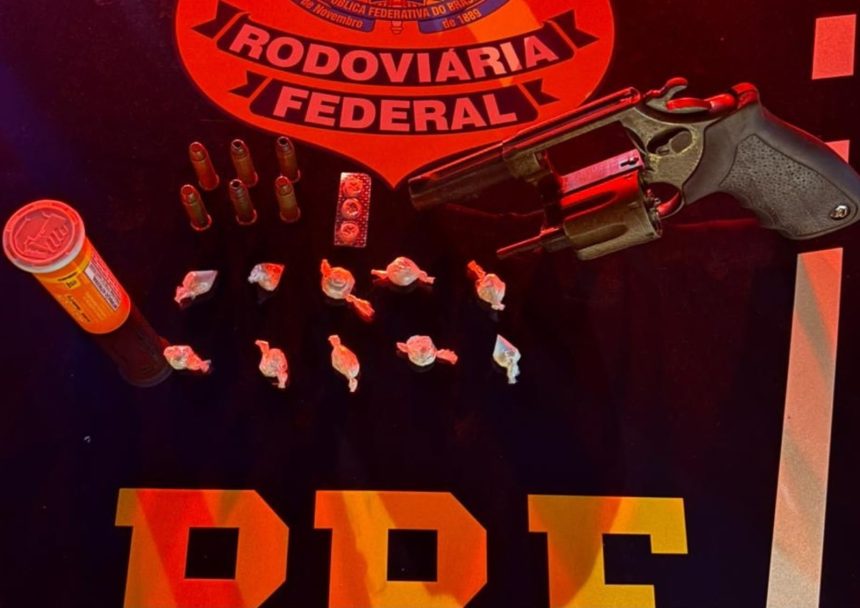 prf flagra casal com arma e drogas durante fiscaliza o na br 20260624