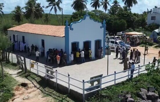 Igreja de Nossa Senhora da Boa Viagem na Praia do Saco