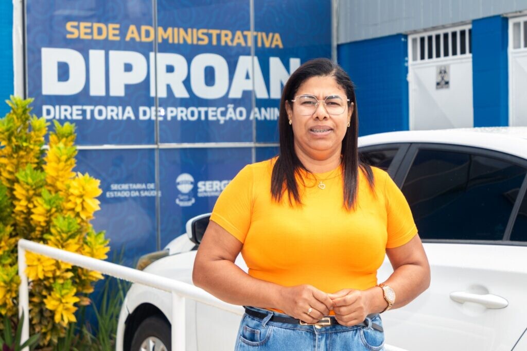 Entrega de ração a ONGs
