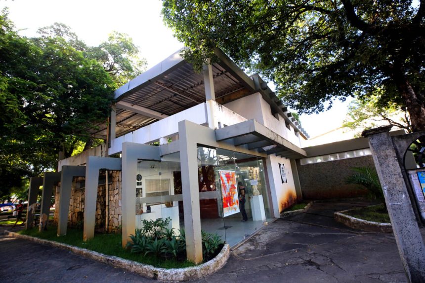 abertura da exposi o quem dera ser um peixe na galeria lvaro 20260702