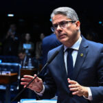 Alessandro Vieira afirma não se sentir intimidado após representação de Gilmar Mendes