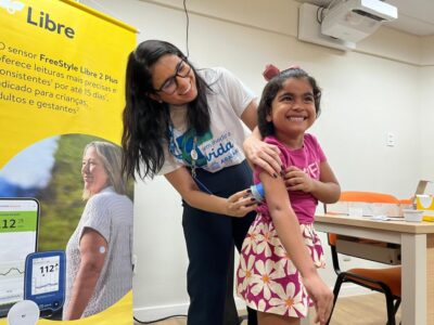 Aracaju entrega sensores a mais 20 jovens com diabetes tipo 1