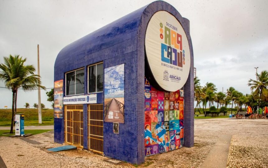 Novo Centro de Atendimento ao Turista é inaugurado na Orla de Atalaia, em Aracaju