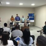 prefeitura de aracaju capacita profissionais para atender ca 20260714
