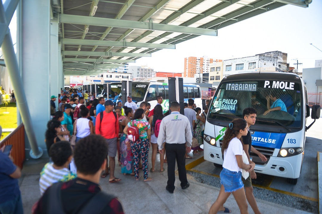 Prefeituras da Grande Aracaju cobram homologação da licitação do transporte