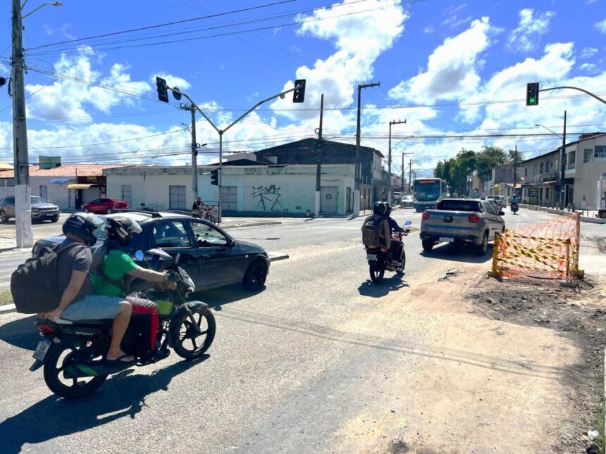 smtt realiza apoio obra de recomposi o asf ltica na av alcid 20260709