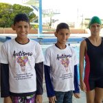 trio de irm os adotivos estreia nas piscinas no meeting para 20260703
