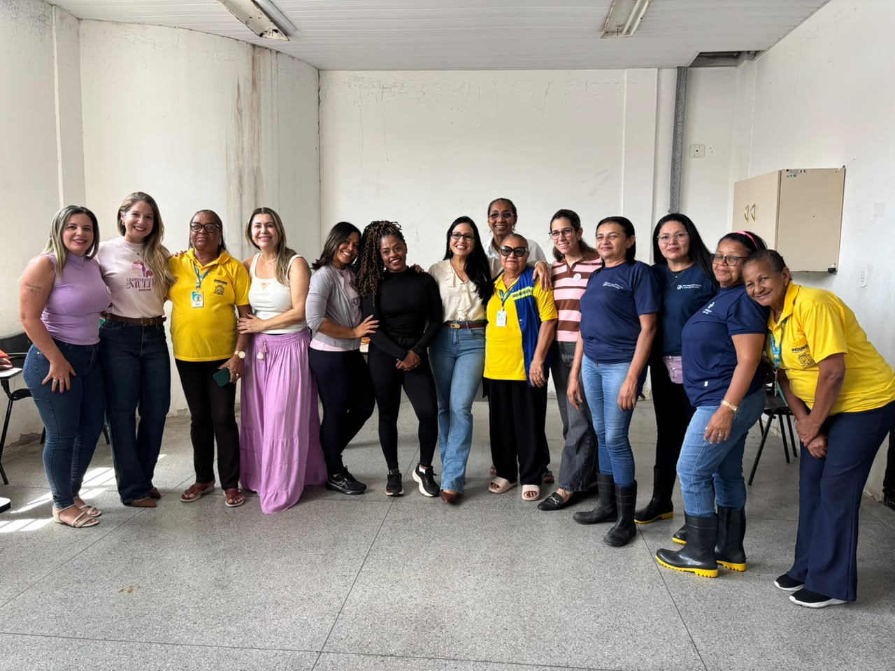Agosto Lilás chega ao Mercado Milton Santos com apoio às servidoras