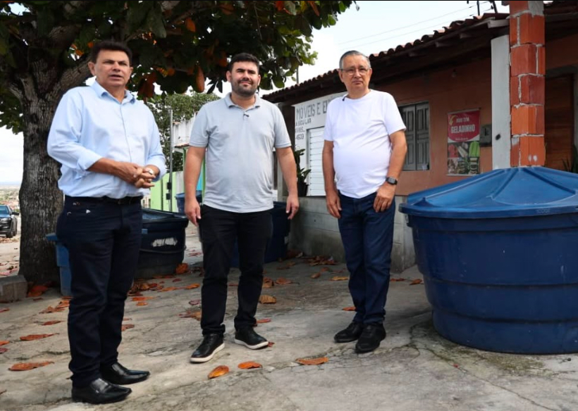Amorim e Valmir ouvem moradores sobre falta de água em Poço Redondo