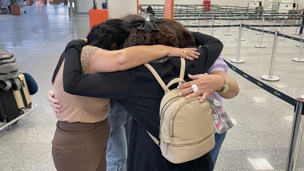 Irmãs acolhidas em Aracaju reencontram a mãe em Portugal