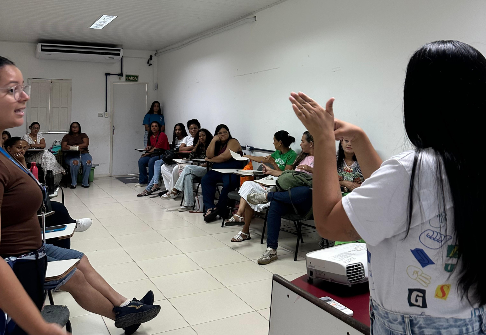 Matricule-se: cursos de Libras com professoras surdas em Aracaju