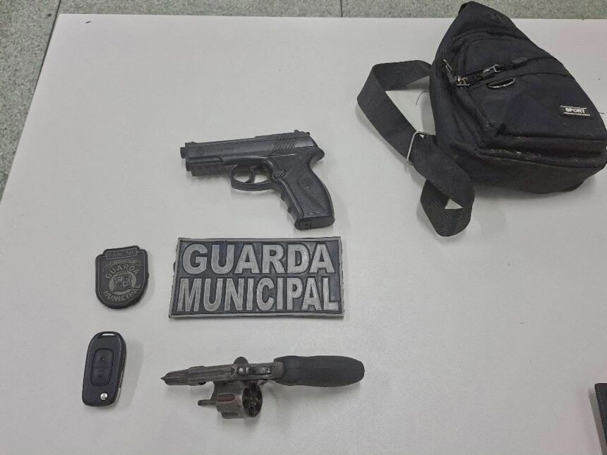 Motorista é preso em Aracaju com revólver e simulacro dentro de carreta