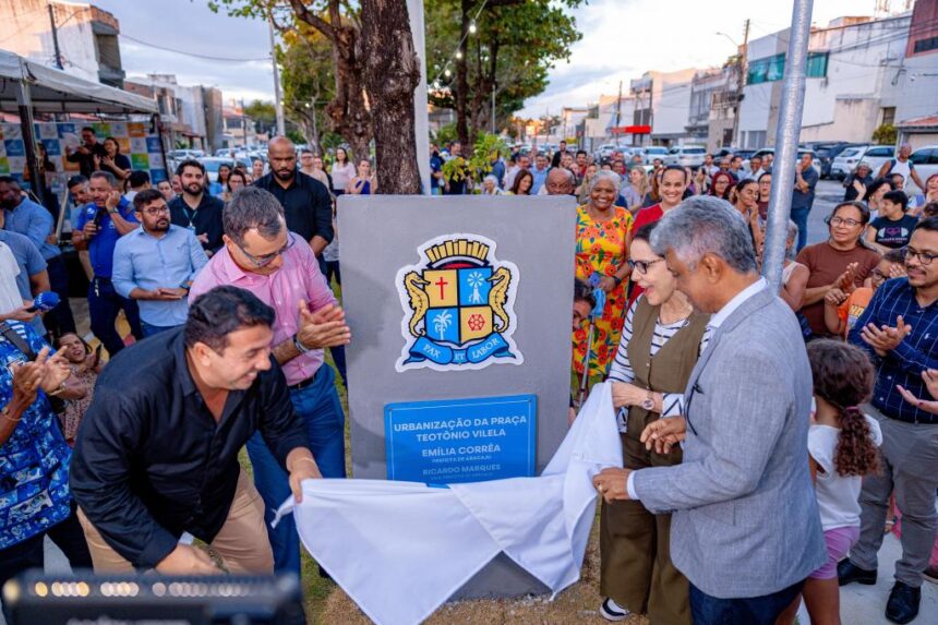 Praça Teotônio Vilela é reurbanizada no Ponto Novo