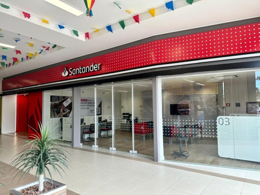 Santander contrata cerca de 230 profissionais; há vagas em Sergipe