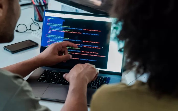 Sergipe lidera crescimento de vagas formais em tecnologia no Nordeste