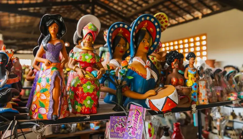 Artesãos de Sergipe levam renda irlandesa e cerâmica ao Fenacce