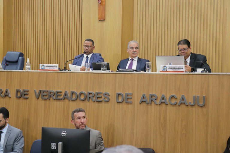 Câmara de Aracaju analisa 14 matérias, inclui renomear rua em Matapoã