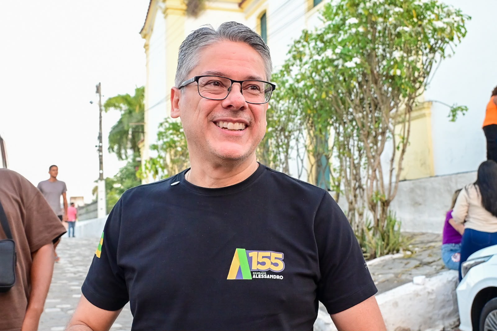 Senador Delegado Alessandro durante agenda de campanha em Sergipe