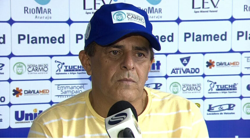 Duas equipes da Série A procuram Ernando Rodrigues; uma tem forte aporte