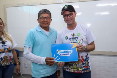 O governador Fábio Mitidieri em agenda de emprego e turismo em Sergipe