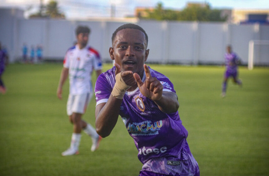Falcon goleia Itabaiana por 4 a 0 e garante liderança do Sergipano Sub-20