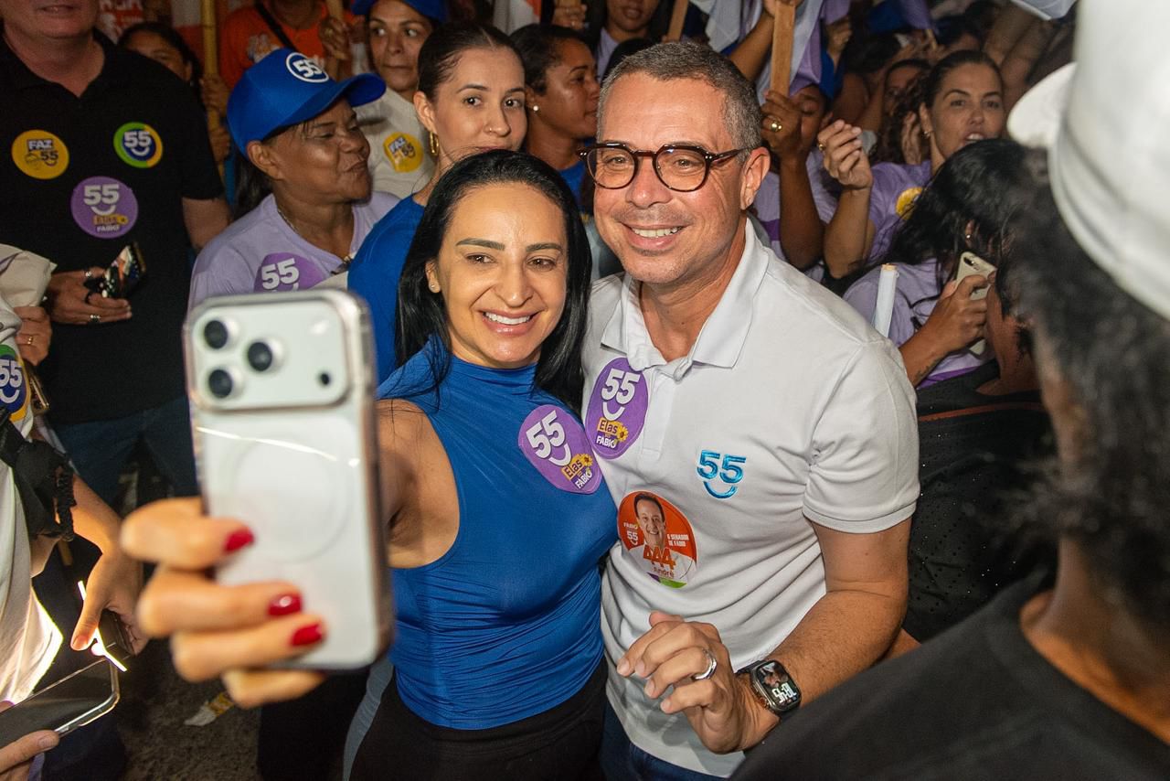 Minicarreata do governador Fábio Mitidieri no bairro Industrial, em Aracaju