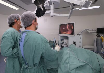 Huse inicia cirurgias por videolaparoscopia e reduz tempo de internação