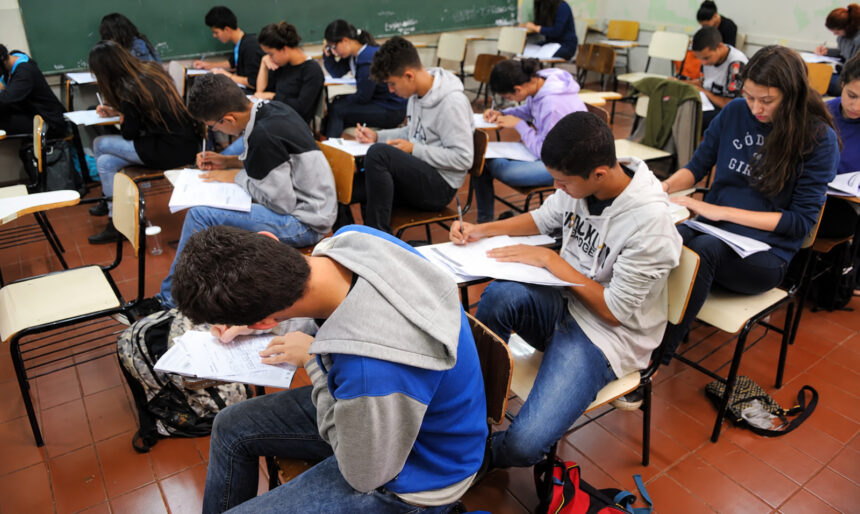 Inscreva-se: 119 estágios em Sergipe para ensino médio, técnico e faculdade