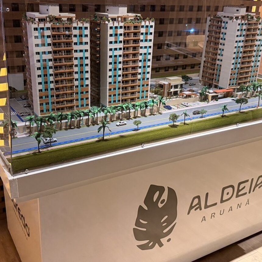 Maquete do empreendimento Aldeia Aruanã exposta no stand de vendas