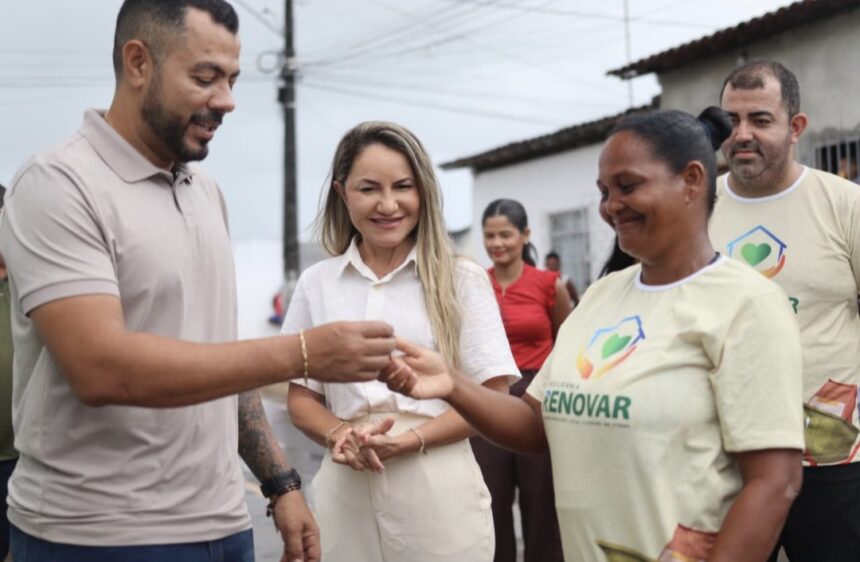 Prefeitura de Riachuelo entrega três casas do Programa Renovar