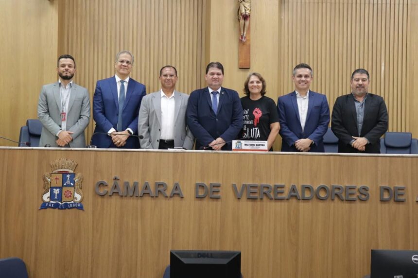 Sessão Especial em homenagem ao Dia Nacional dos Bancários na Câmara de Aracaju
