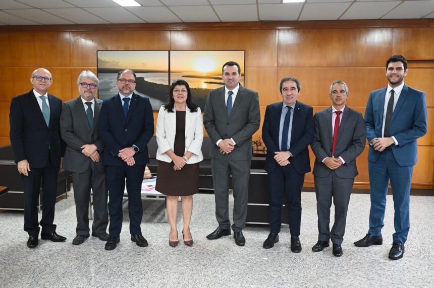 TCE e Receita Federal se unem para orientar municípios sobre previdência