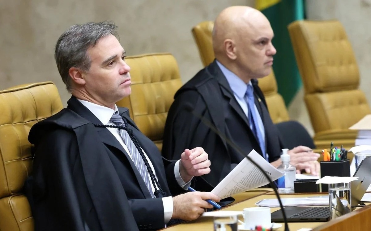 Alexandre de Moraes e André Mendonça, ministros do STF