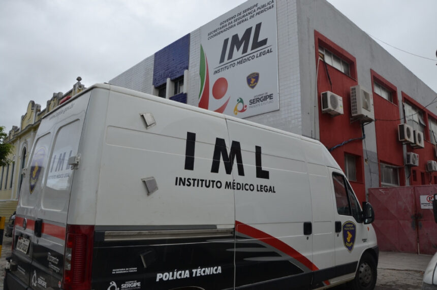 Choque mata suspeito em confronto no 17 de Março; arma e drogas apreendidas